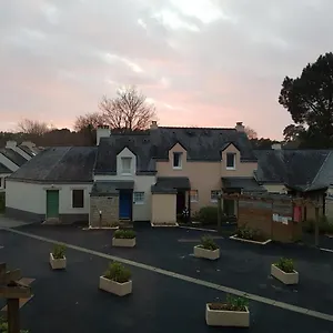 Chez Christine , Ploemel France